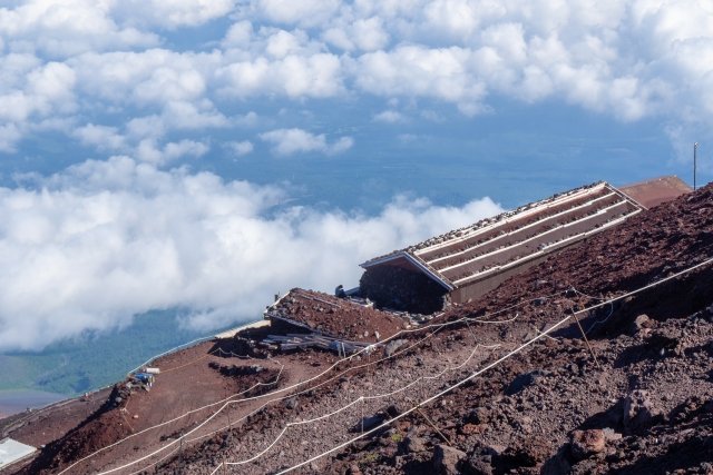 富士山登山で山小屋を予約する方法　山小屋から見える景色